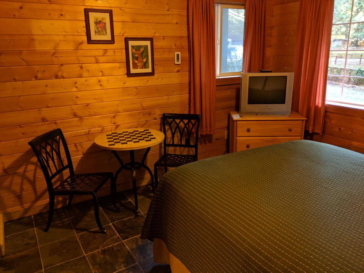 Emerald Forest Cabins Trinidad Exterior foto