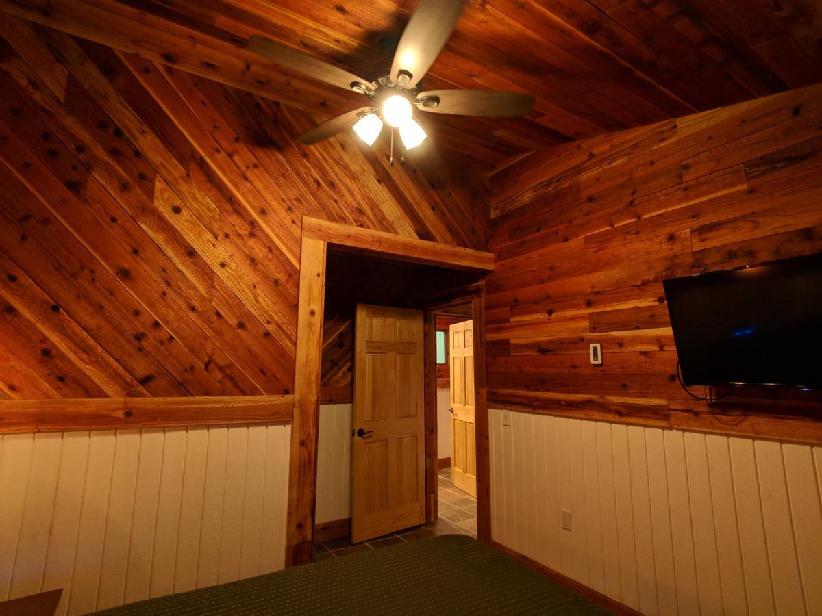 Emerald Forest Cabins Trinidad Exterior foto
